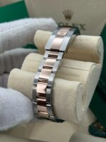 Rolex Datejust m278381-0025/0026 Mother-of-Pearl Diamond 31mm Dial Diamond-Set Bezel and Oyster Bracelet Watch - Image 6